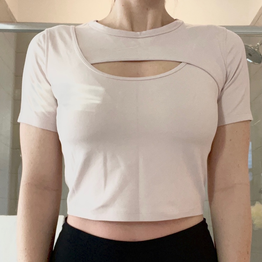 Lululemon women's Crop top